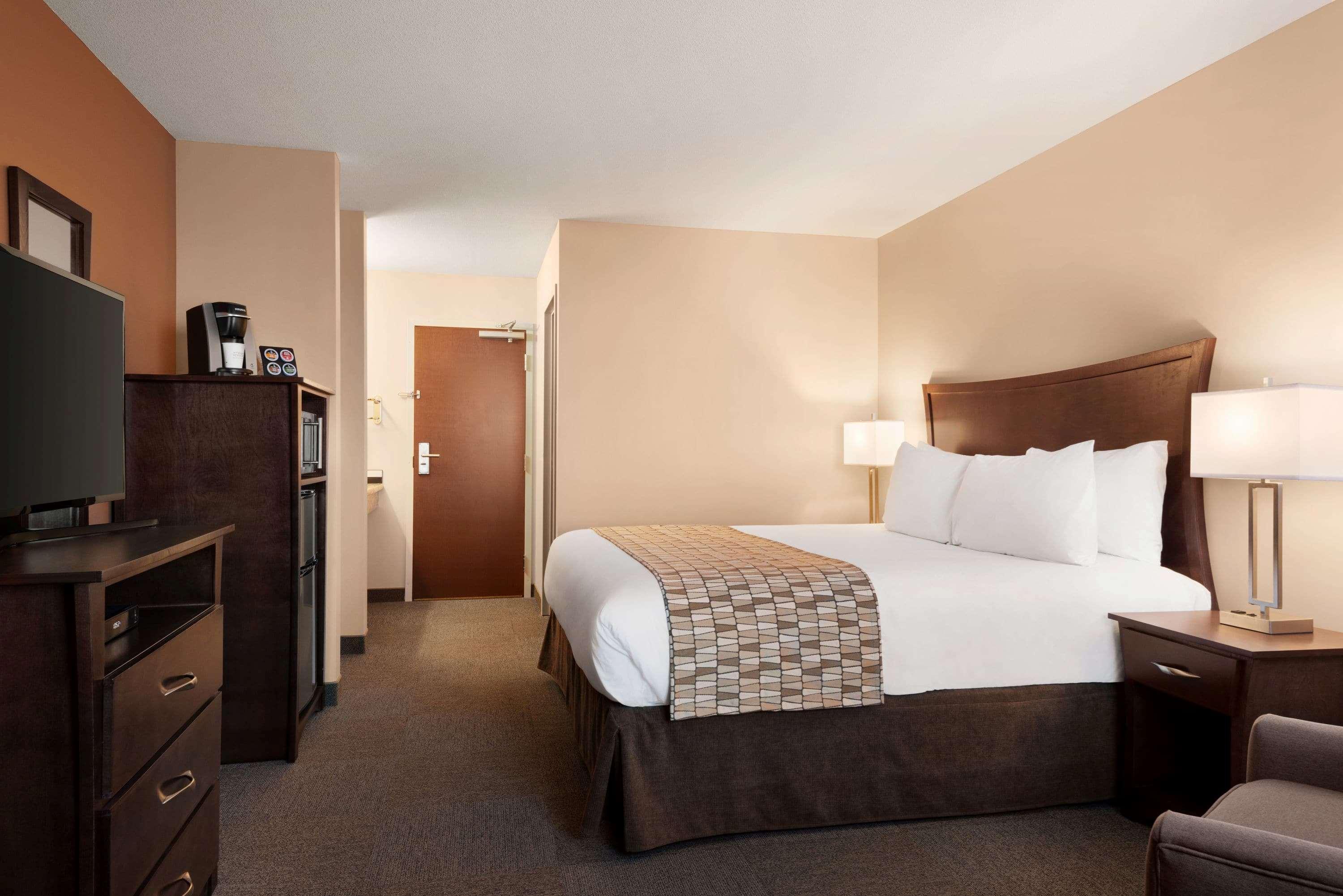 Travelodge By Wyndham Pincher Creek Luaran gambar